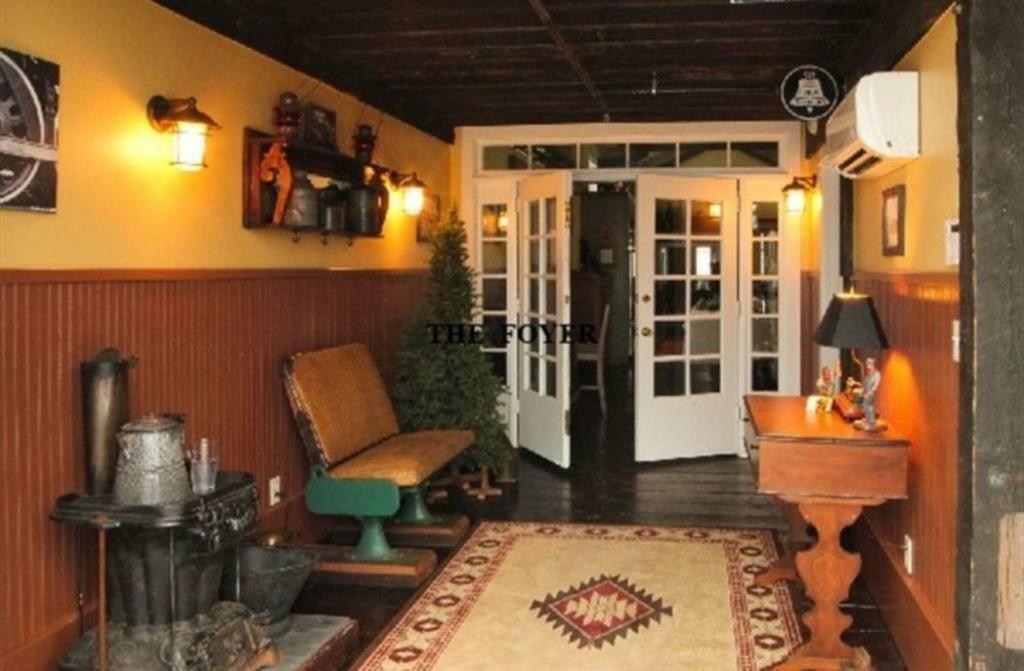 Riley'S Railhouse Bed & Breakfast Chesterton Esterno foto